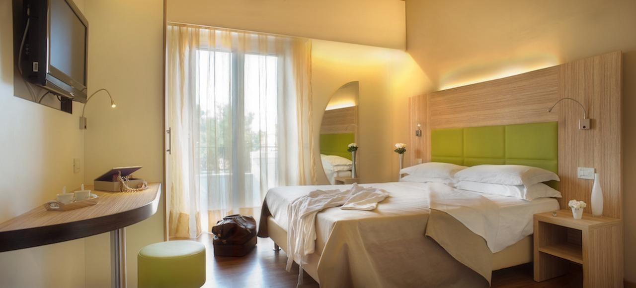 Hotel Magic Riccione Exterior photo